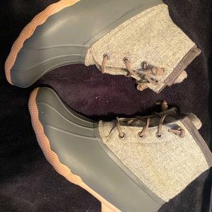 Sperry duck boots